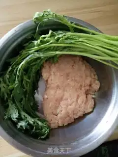 Make Chicken tarts, spinach balls step 0