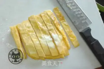 Make Spring rolls step 3