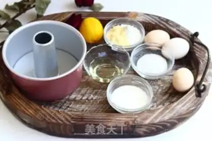 Make Six inches of light cream in the air step 0