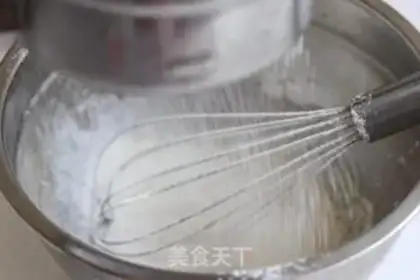 Make Six inches of light cream in the air step 1
