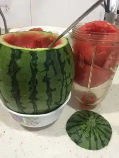 Make Ice melon juice step 0