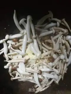 Make Clear the mushrooms step 3