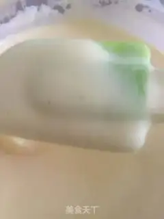 Make Pineapple coconut cake step 3