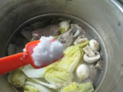 Make Shroom dolls, bone soup step 8