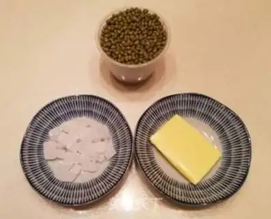 Make Green bean cake step 0