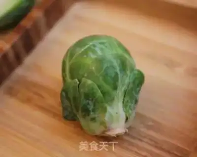 Make Soo-cooked kale step 0