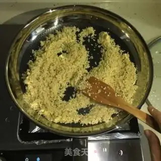 Make Homemade sesame sauce step 3