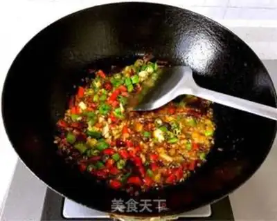 Make Dry pot spicy halogen step 6