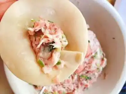Make Puffed meat dumplings step 6