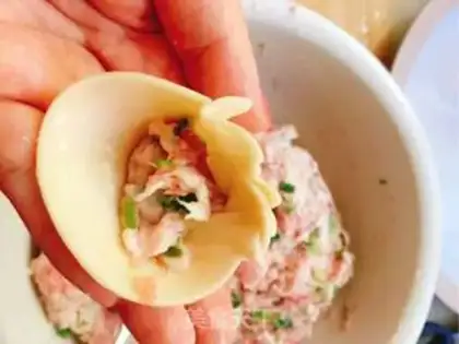 Make Puffed meat dumplings step 8