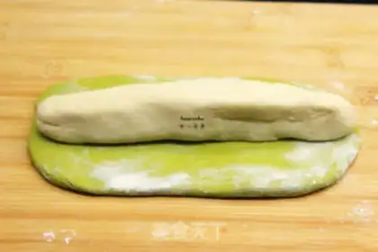 Make Spinach buns step 5