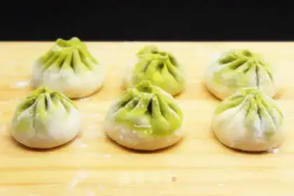 Make Spinach buns step 8