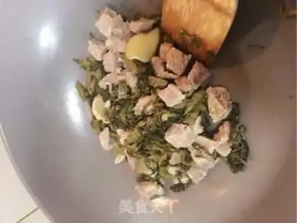 Make Old yogurt noodles step 4