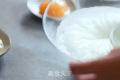 Make Cloud eggs step 2