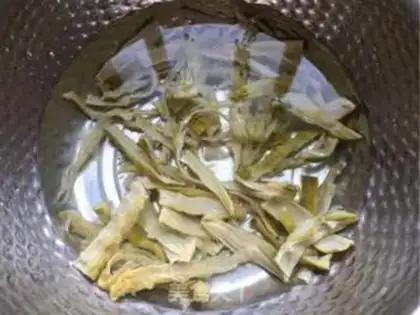 Make Squirty dry melon soup step 3