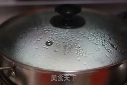 Make Homemade eggs step 1