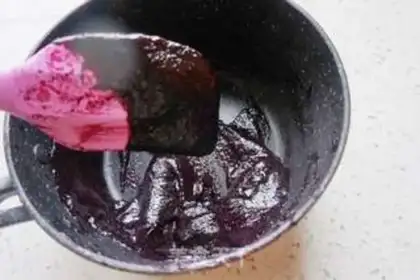 Make Blueberry ice cream step 2