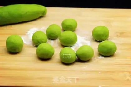 Make Spinach dumplings step 5