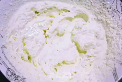 Make Hagendas ice cream step 1