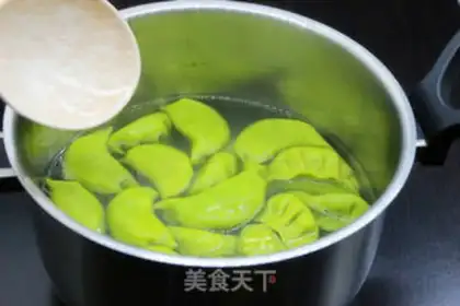 Make Spinach dumplings step 10