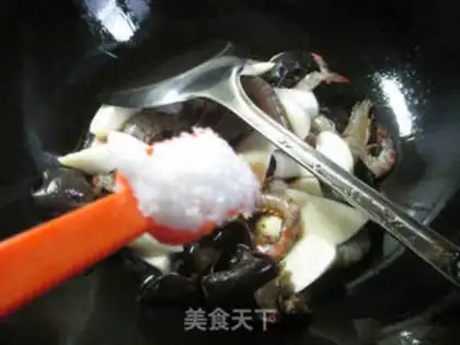 Make Black-mucked prawn step 9