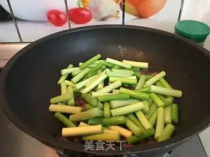 Make Garlic pork step 5