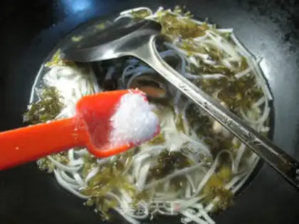 Make Snow pickle noodles step 5