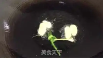 Make Milk soup jumps fish step 3