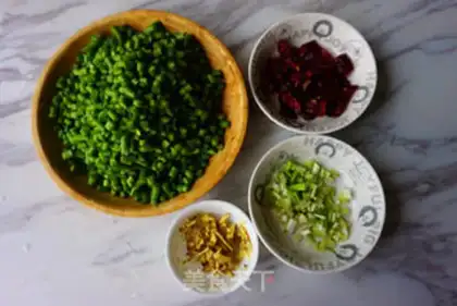 Make Meat and garlic step 1