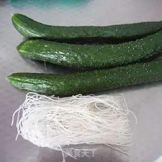 Make Fan cucumber step 0