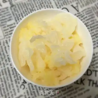 Make Peach soap horns, silver spoons step 1