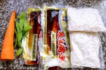 Make The eel, the eel step 0