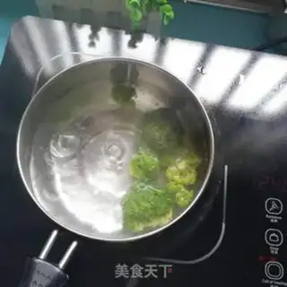 Make The broccoli gravy step 3