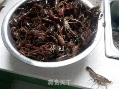 Make A red beer and shrimp tail step 3