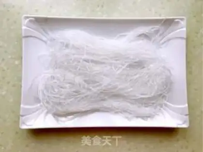 Make Pill pepper and garlic fan silk melon step 4