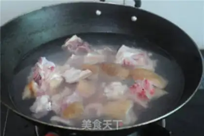 Make Three sauerkraut hooves step 1