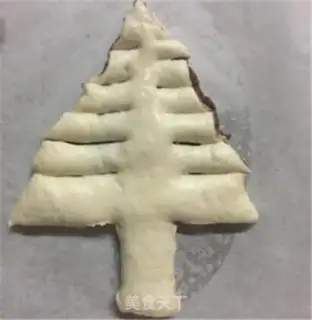 Make Christmas bread step 5