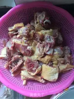 Make The red chicken step 1