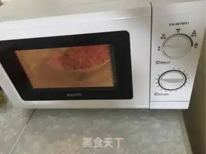 Make Microwave peanuts step 2