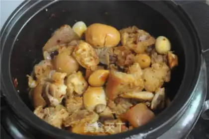 Make Three sauerkraut hooves step 9