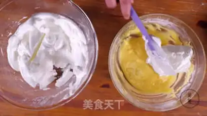 Make The mango naked cake step 2
