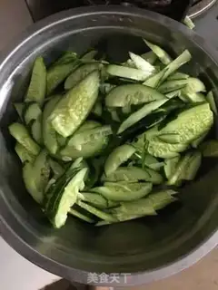 Make Duck egg cucumber step 1