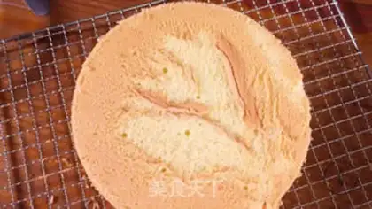 Make The mango naked cake step 3