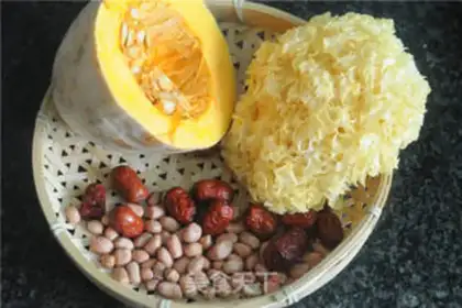 Make Silver ear pumpkin soup step 0
