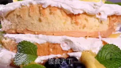 Make The mango naked cake step 4