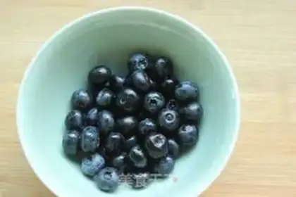 Make Blueberry pudding step 0
