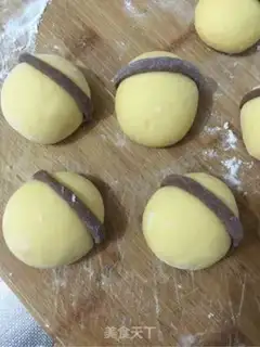 Make Yellow man step 12