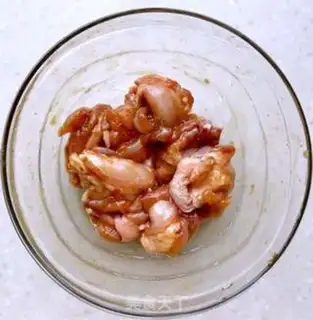 Make Crab-smelling chicken wings step 3
