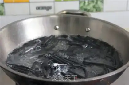 Make Egg ink noodles step 6