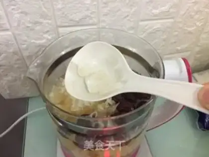 Make Peach and silver spoons step 7